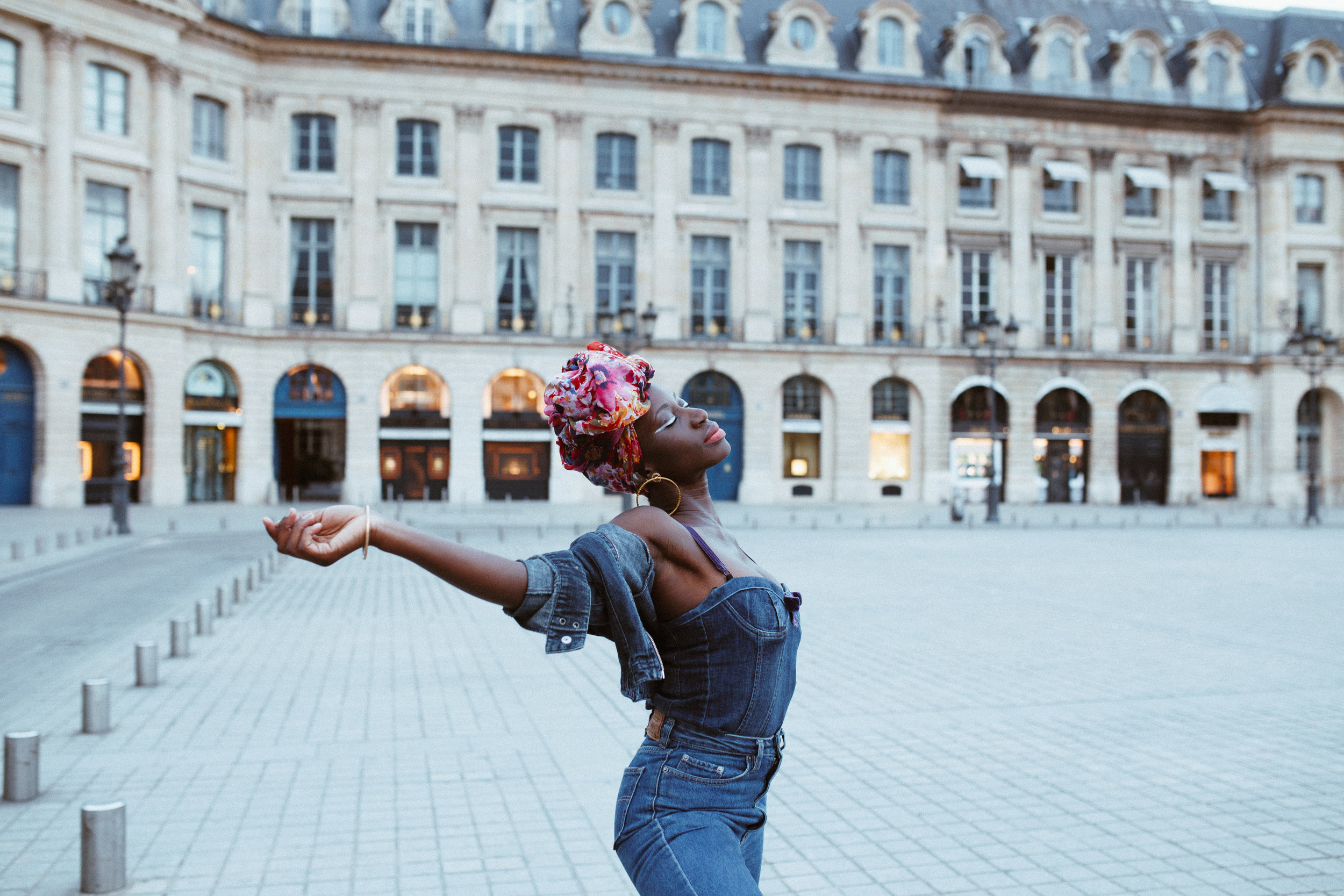 Parisian Style - Place Vendome - Rebecca Meraki - AROSE TRAVELS