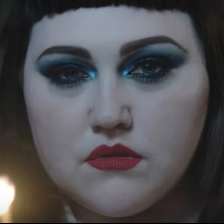 Beth-Ditto-Fire-1.jpg