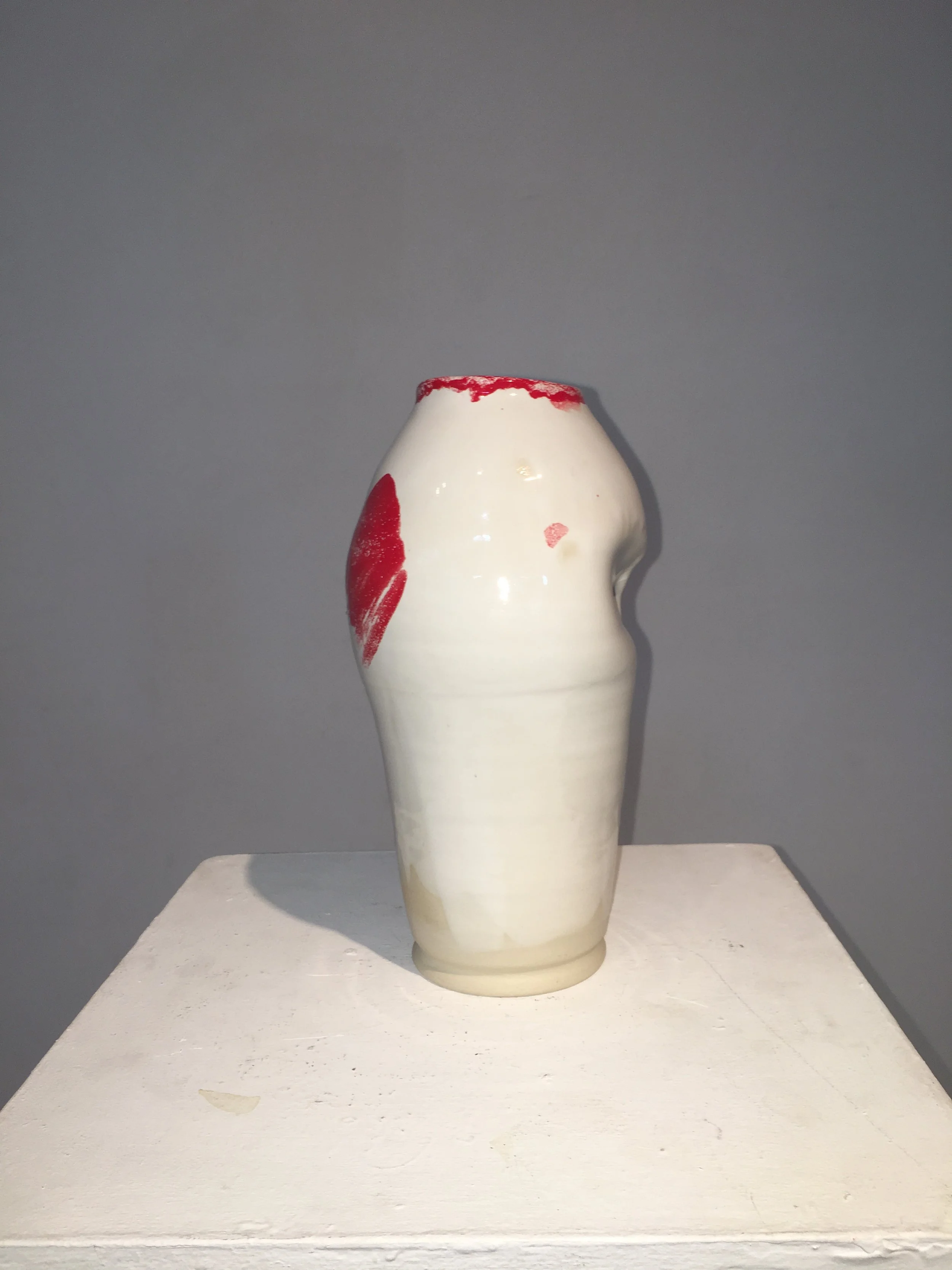 Early tall lamp base with garish rim 1