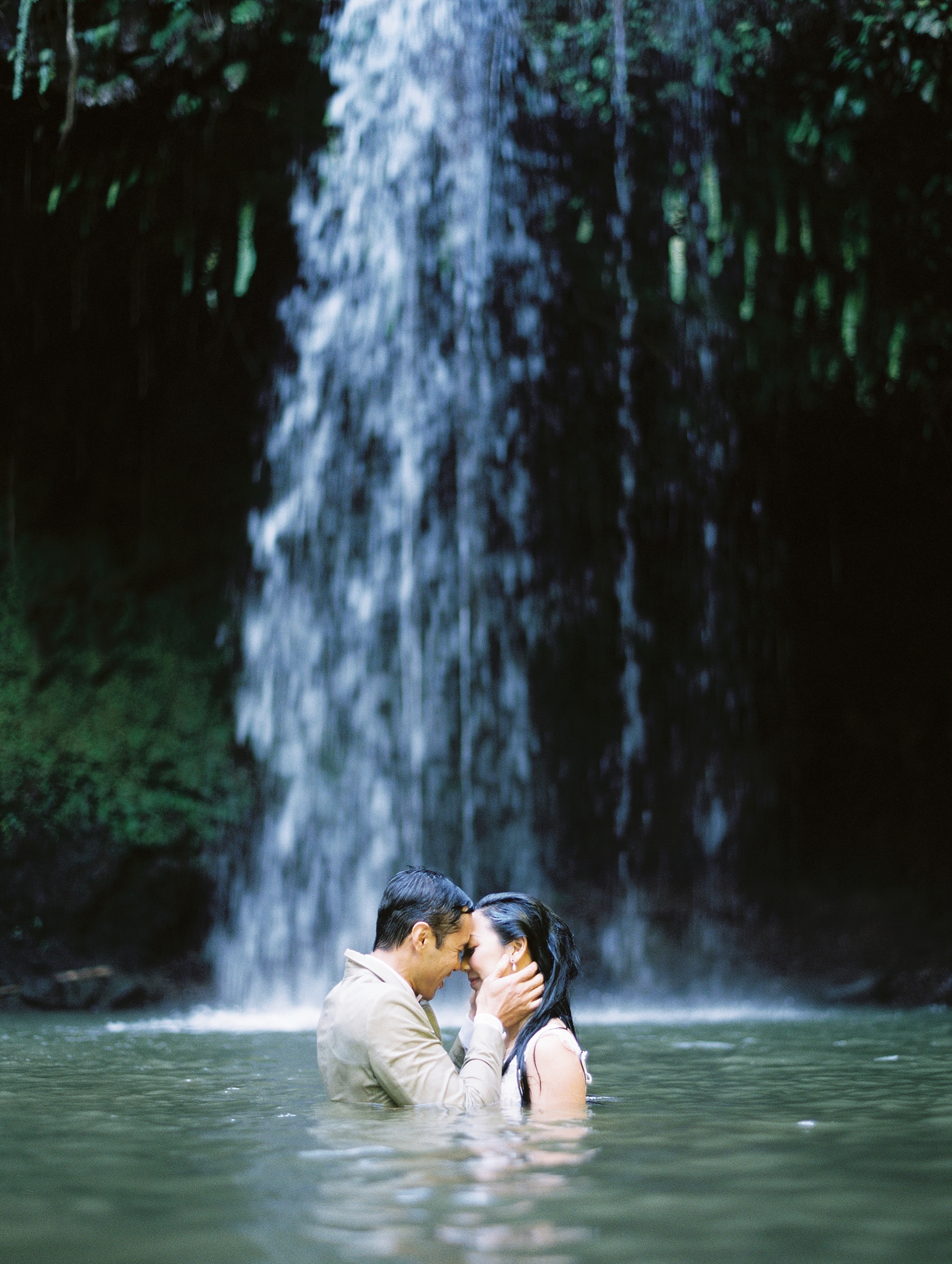 Maui Waterfall Elopement_0067.jpg