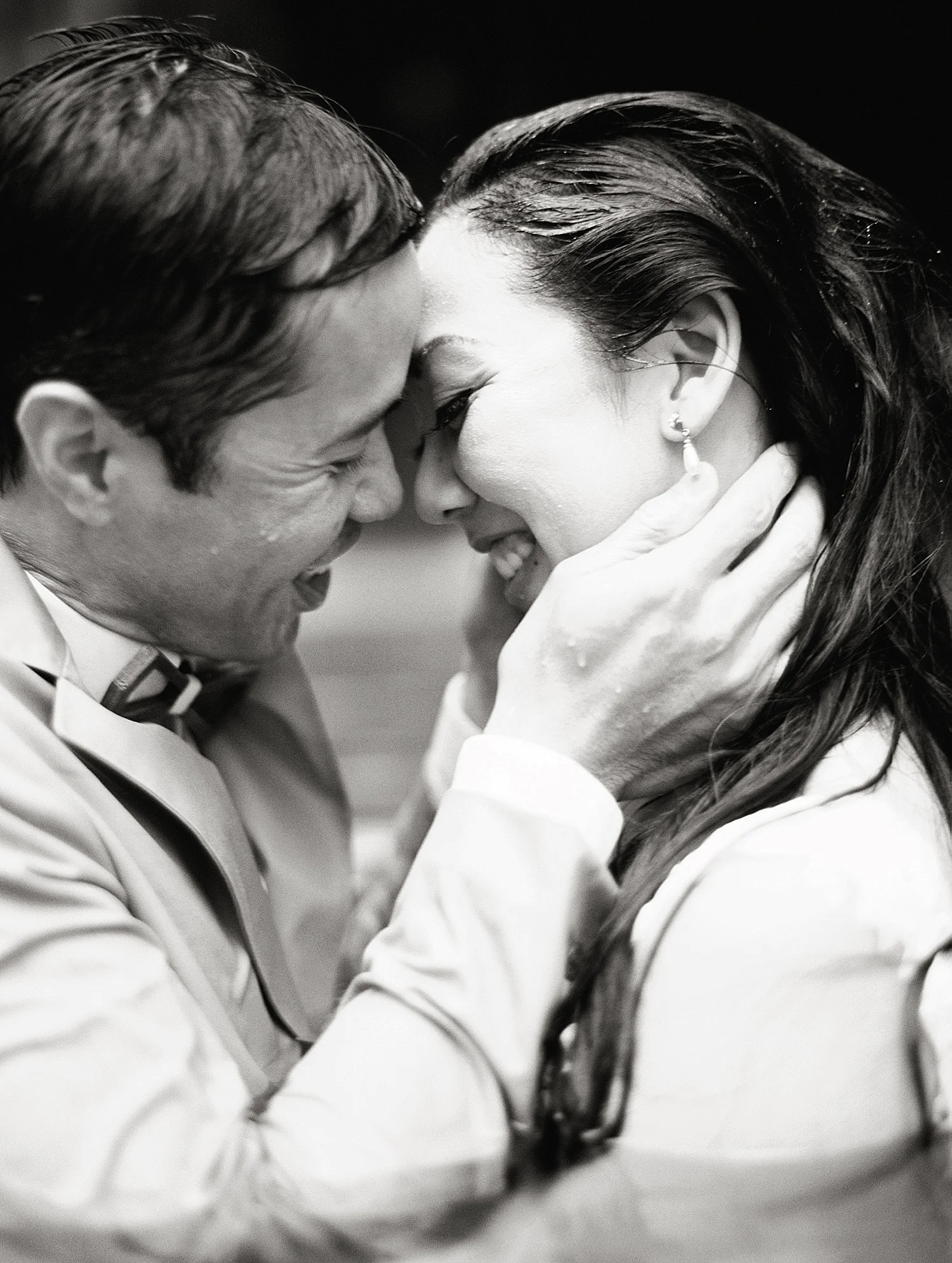 black-and-white-bride-groom-embrace-love-trish-barker-photography