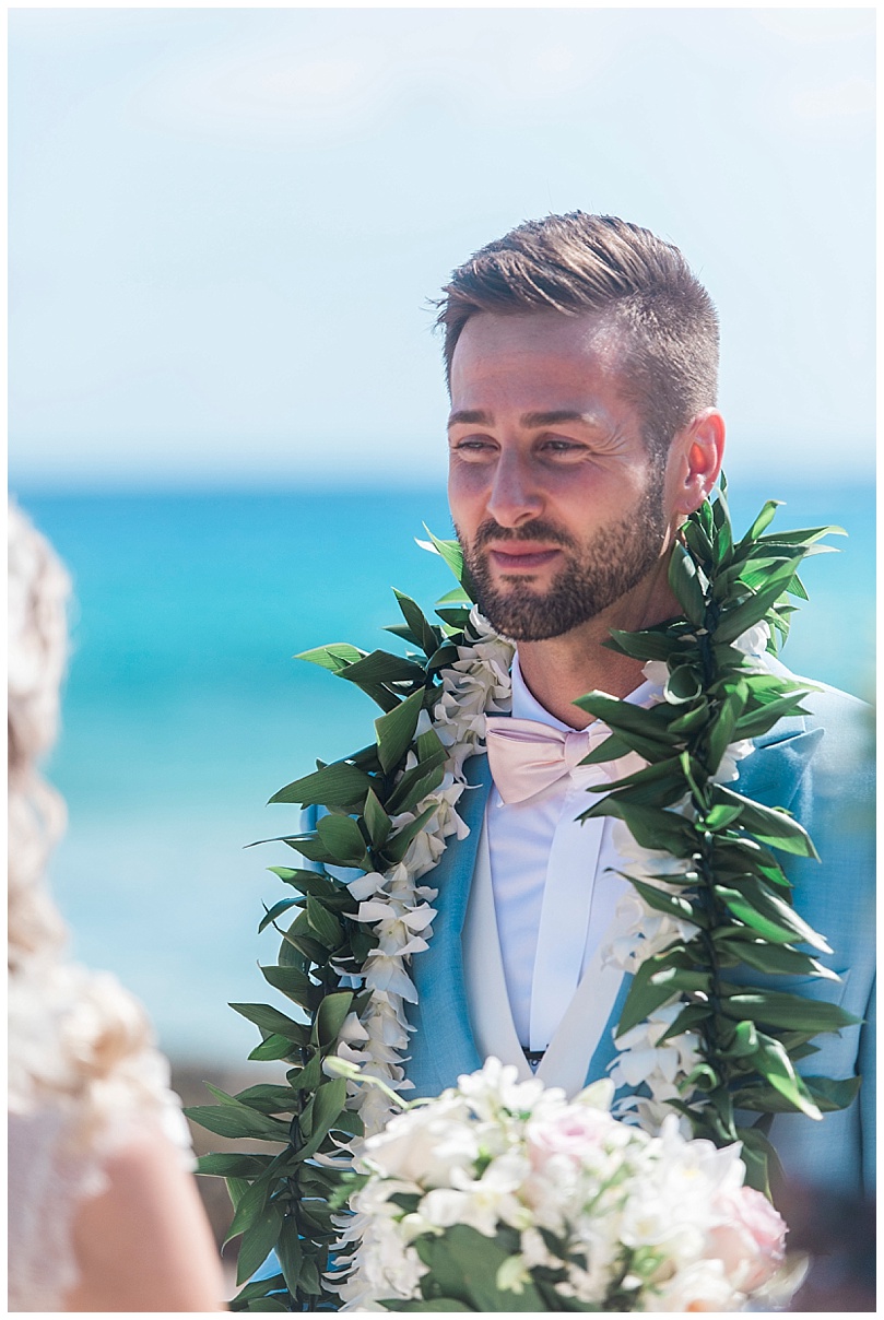 ironwoods-beach-elopement-maui-groom-during-ceremony