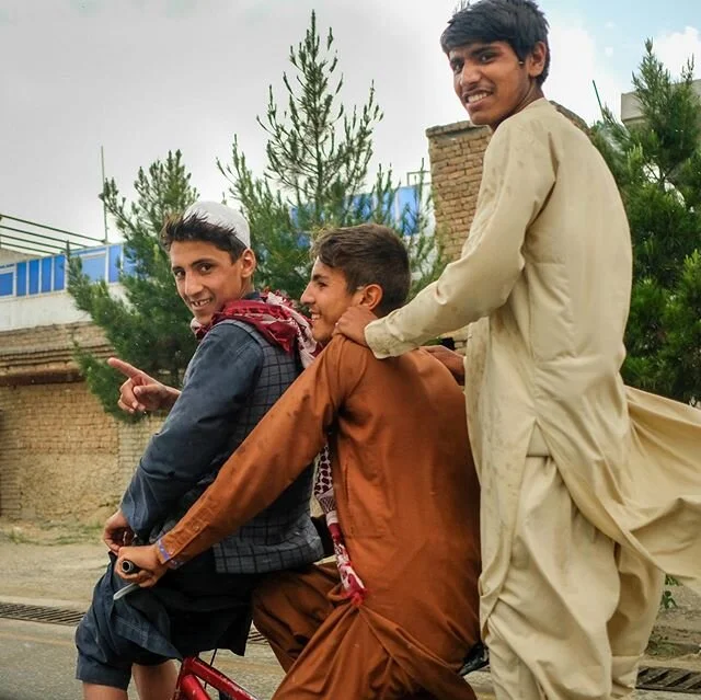 Happy Kabul jan. On way back from the lake. Could mention how worrisome it is to see them without masks while covid is literally everywhere here&mdash;everywhere. But often hidden and untested. Still it&rsquo;s also a reminder of the resilience of th