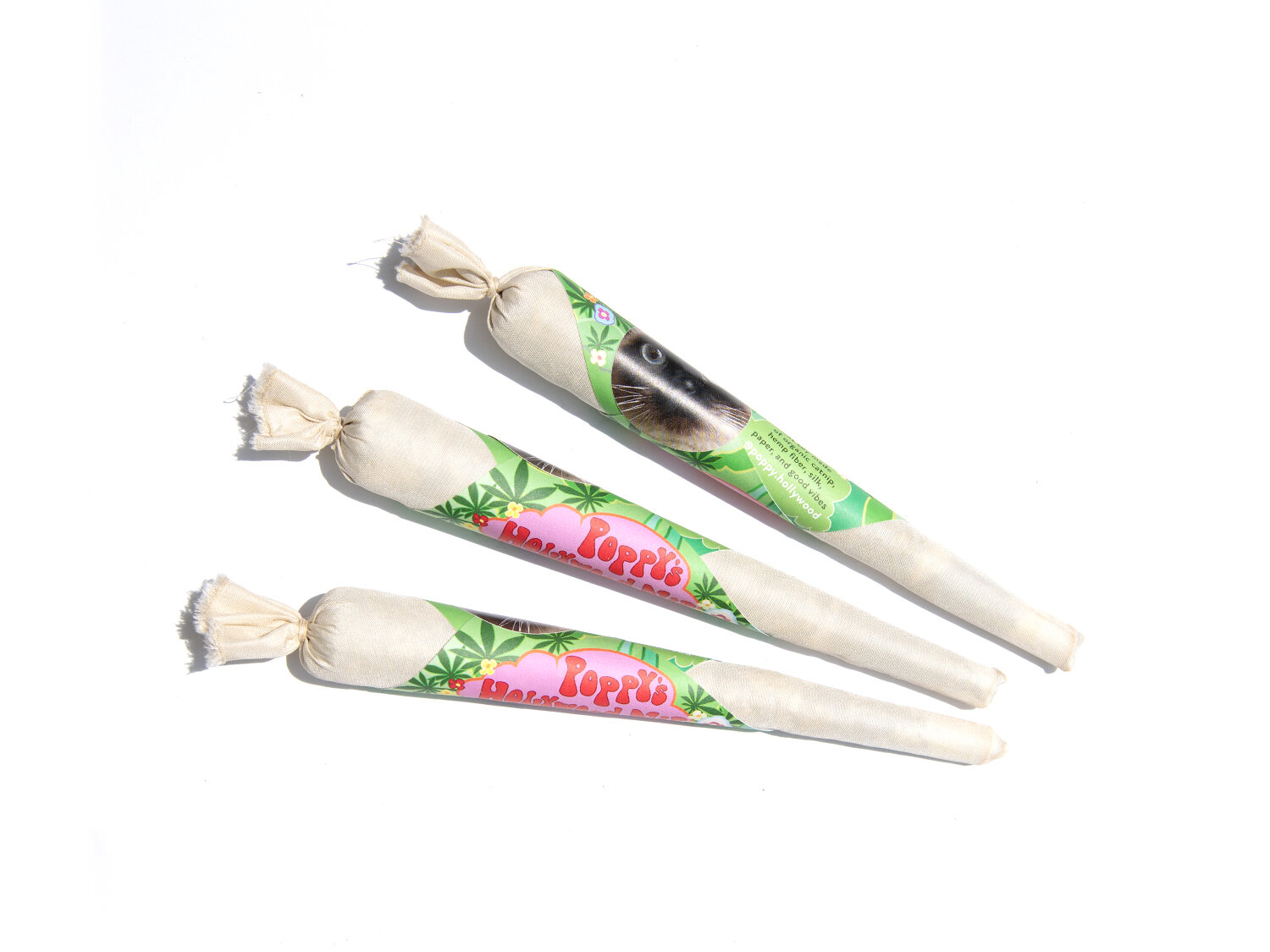 Poppy's Catnip Joint - Persian White