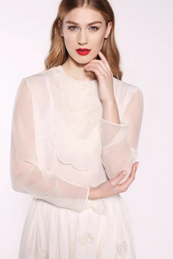 Look3_1.jpg