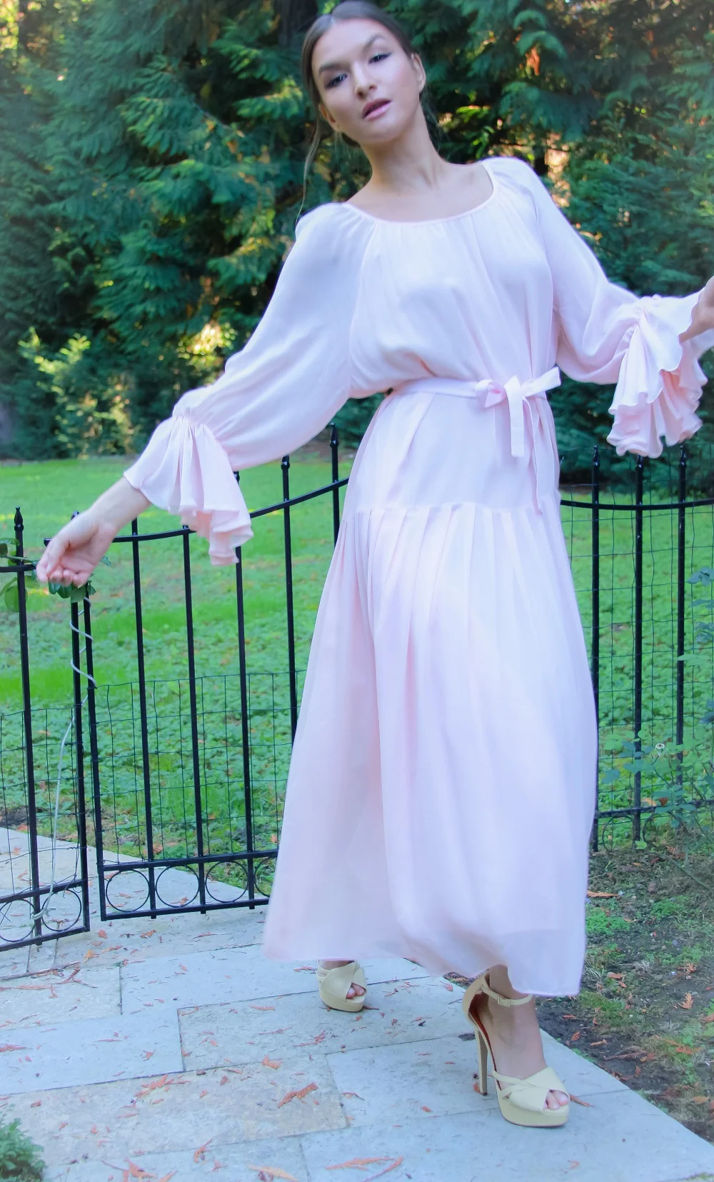 PinkDress_2_IM1_8068_edited.jpg