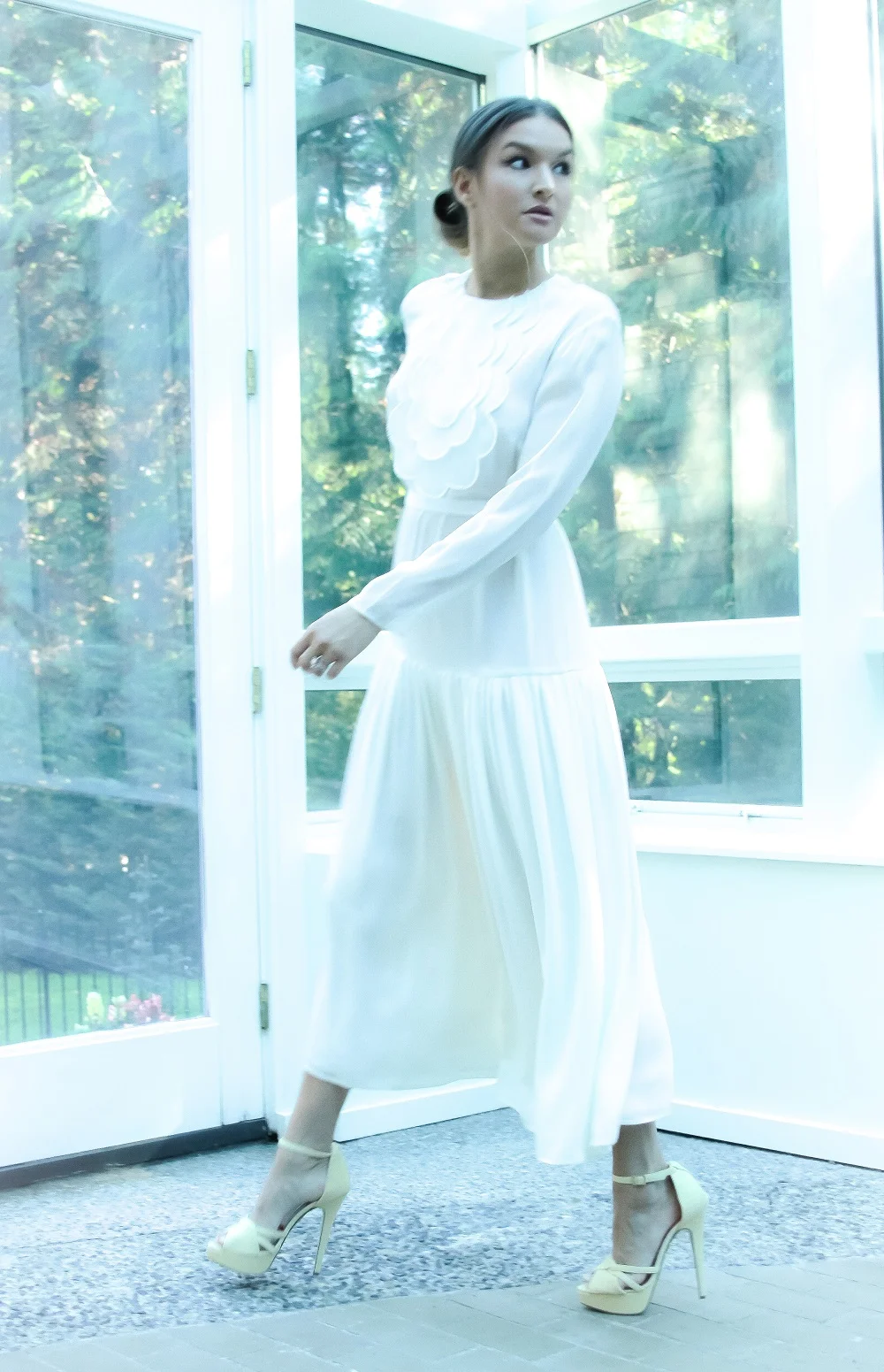 WhiteDressWithJabot_2_IM1_7598_edited.jpg
