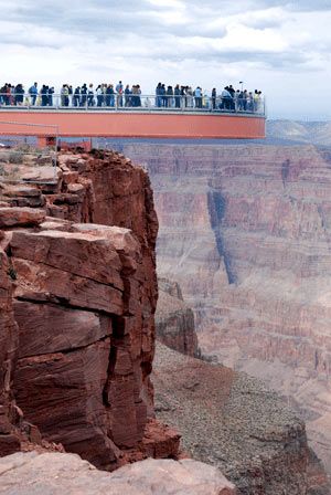 e921c5e88bcae1cf6c3d4f29f7ea337e--grand-canyon-arizona-grand-canyon-west-rim.jpg