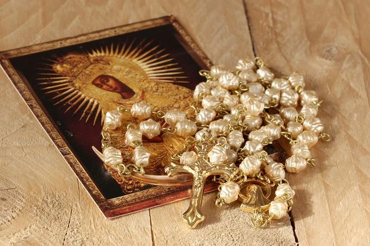 the-rosary-is-a-Catholic-prayer.jpg