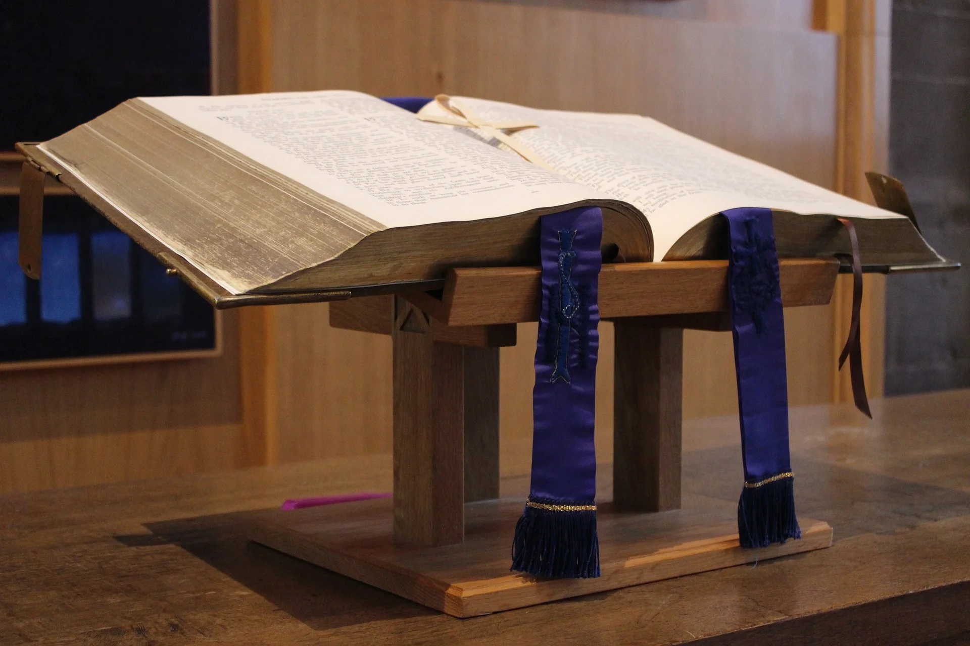 Scripture-reveals-the-holy-spirit.jpg