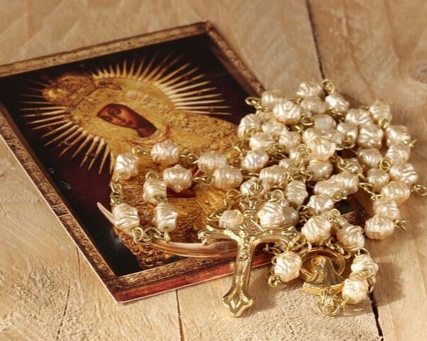 Pearl Rosary with Prayer Card