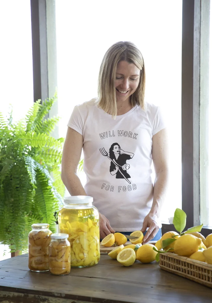 women cutting fruits2.JPG