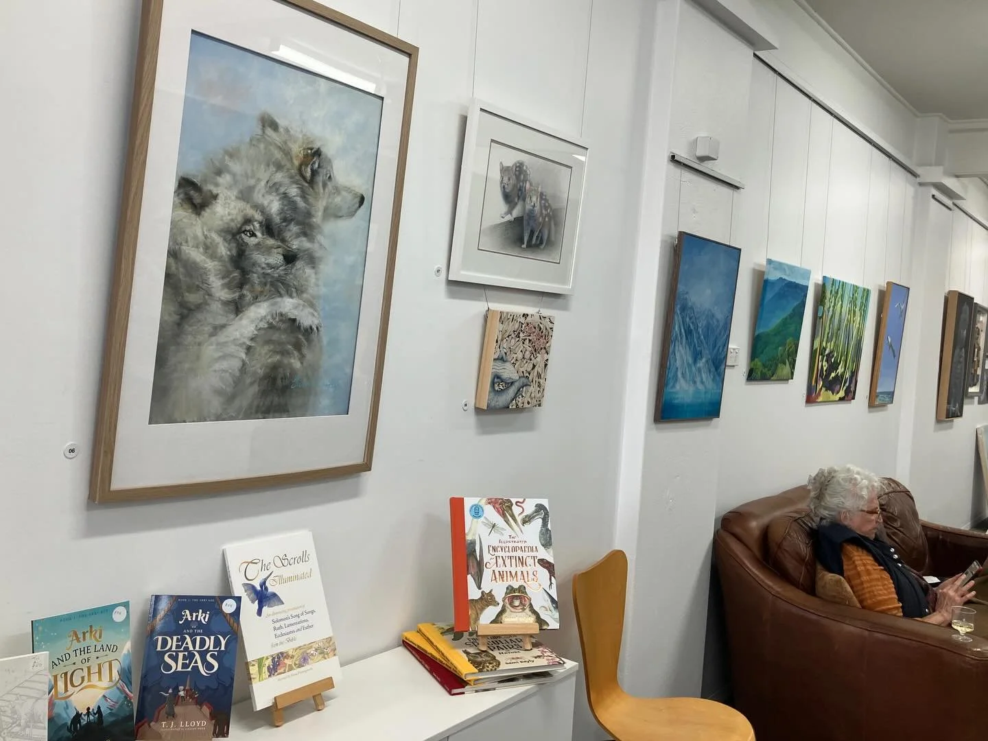 The second soft opening of the Natural History and Beyond exhibition @cstudios.art.gallery. So glad to be a part of it. Great to catch up with fellow NHI students of this sadly discontinued course. Thank you to @universitygallerynewcastle @cstudios.a