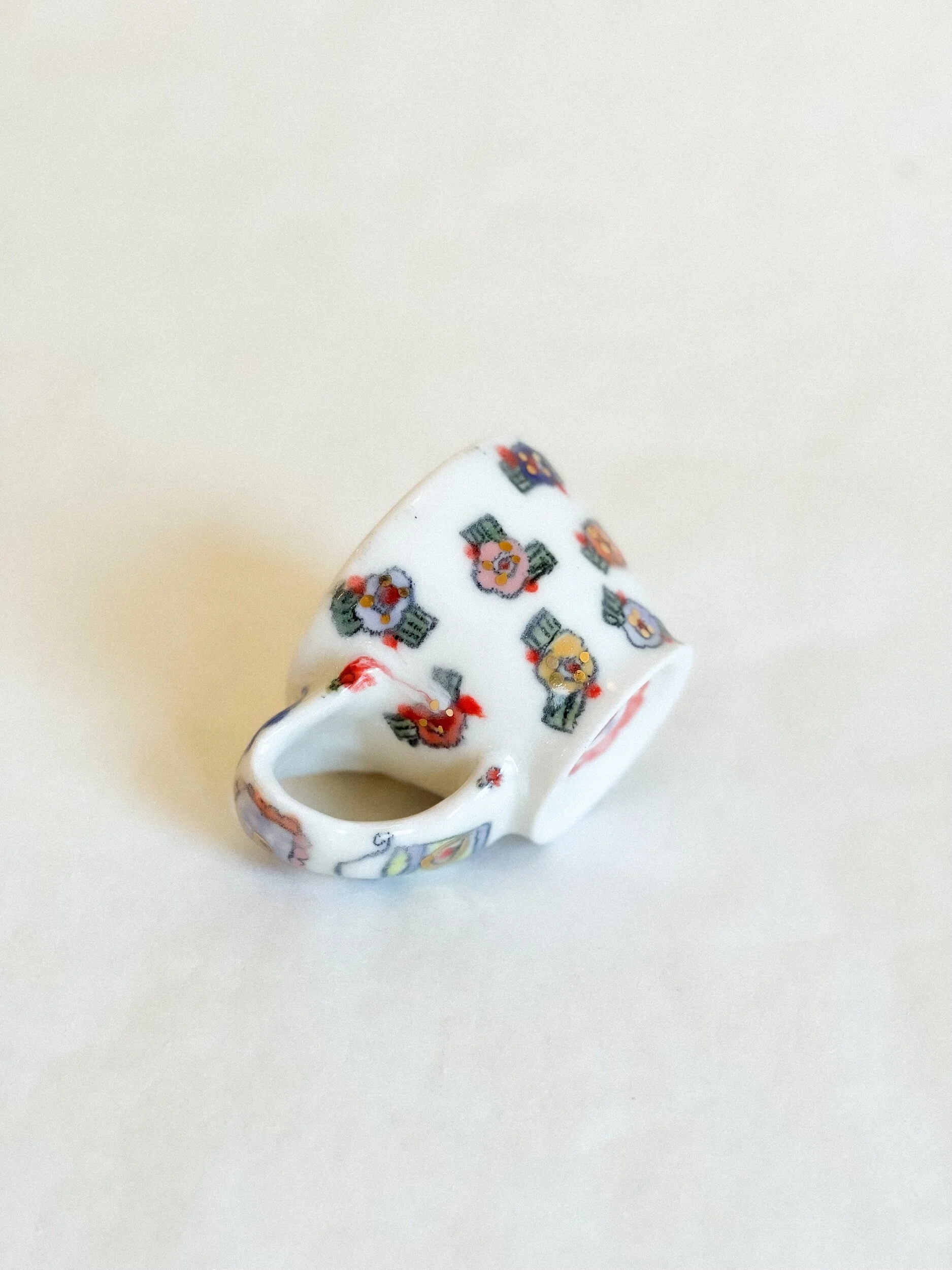 123F2CAB-6CD5-41D1-8811-405F7A714425