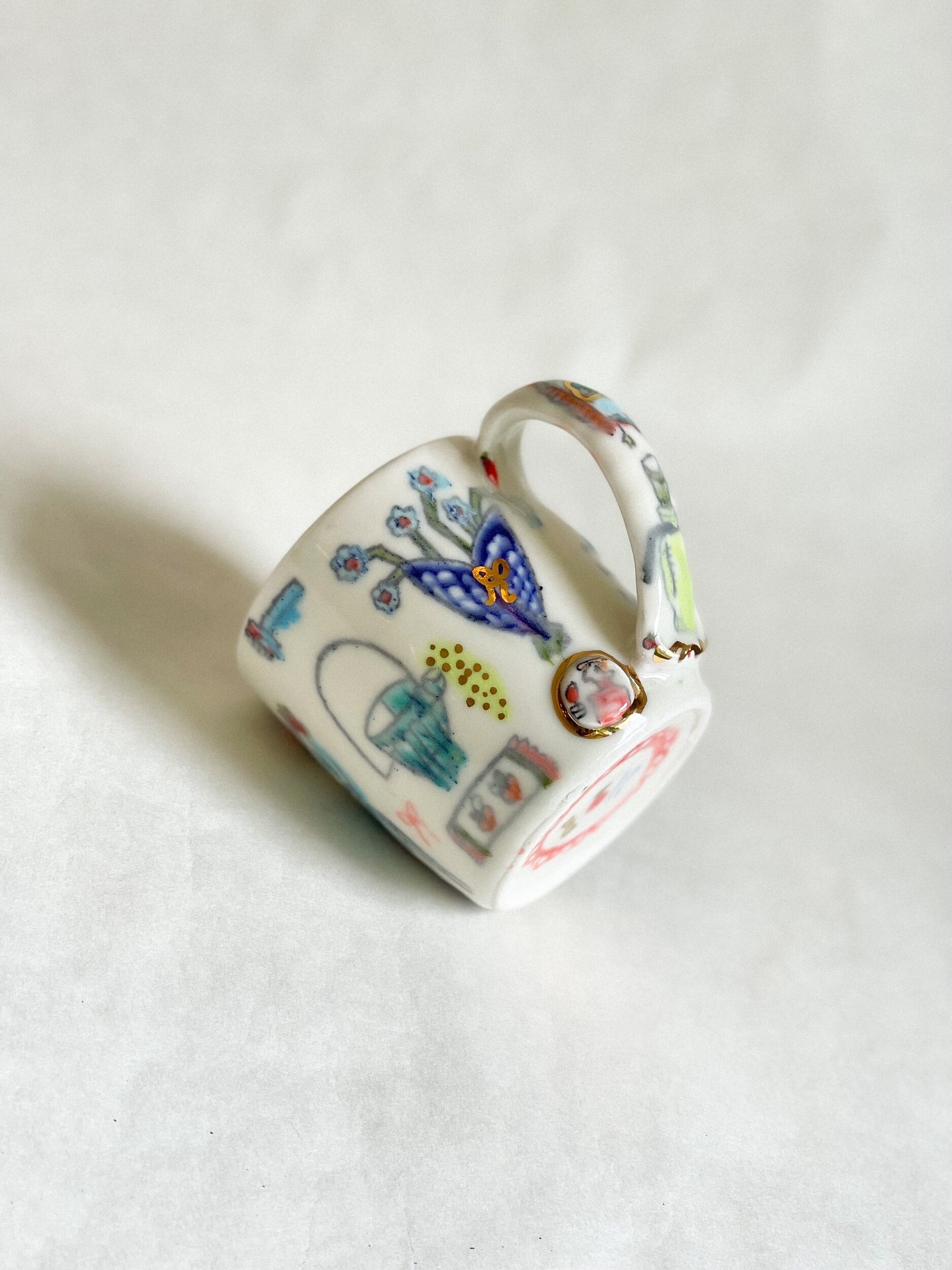 4B5C7D53-D81B-438A-8979-60140A3FF2EC