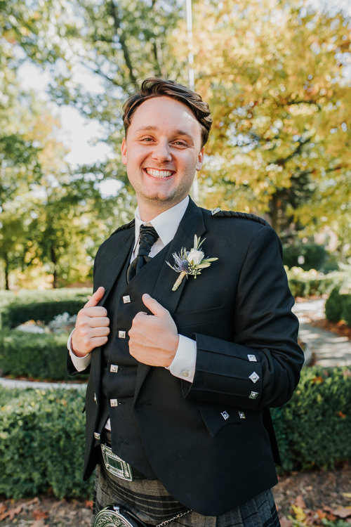 Sydney & Thomas - Married - Nathaniel Jensen Photography - Omaha Nebraska Wedding Photograper - Joslyn Castle - Founders One Nine - Hotel Deco-207.jpg