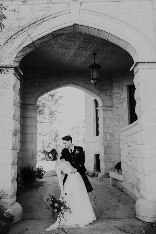 Sydney & Thomas - Married - Nathaniel Jensen Photography - Omaha Nebraska Wedding Photograper - Joslyn Castle - Founders One Nine - Hotel Deco-364.jpg