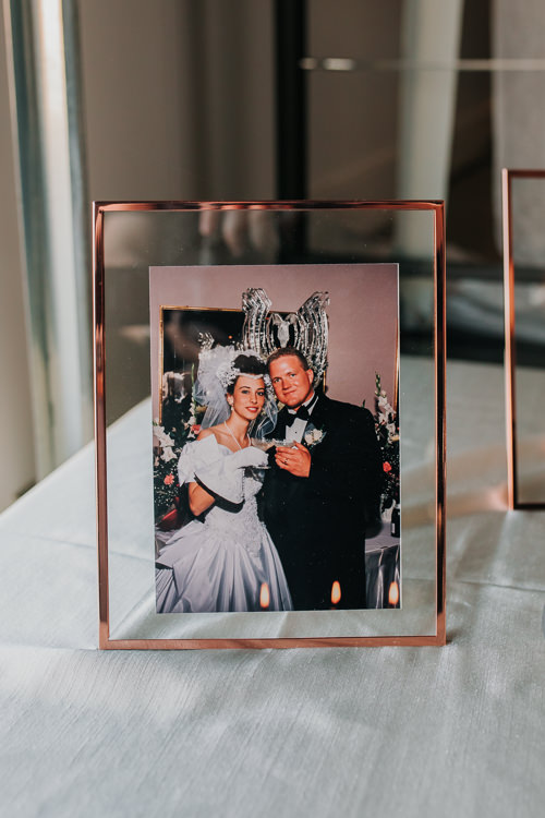 Sydney & Thomas - Married - Nathaniel Jensen Photography - Omaha Nebraska Wedding Photograper - Joslyn Castle - Founders One Nine - Hotel Deco-429.jpg