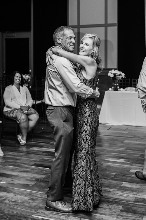 Maria & Blake - Married - Nathaniel Jensen Photography - Omaha Nebraska Wedding Photographer-528.jpg