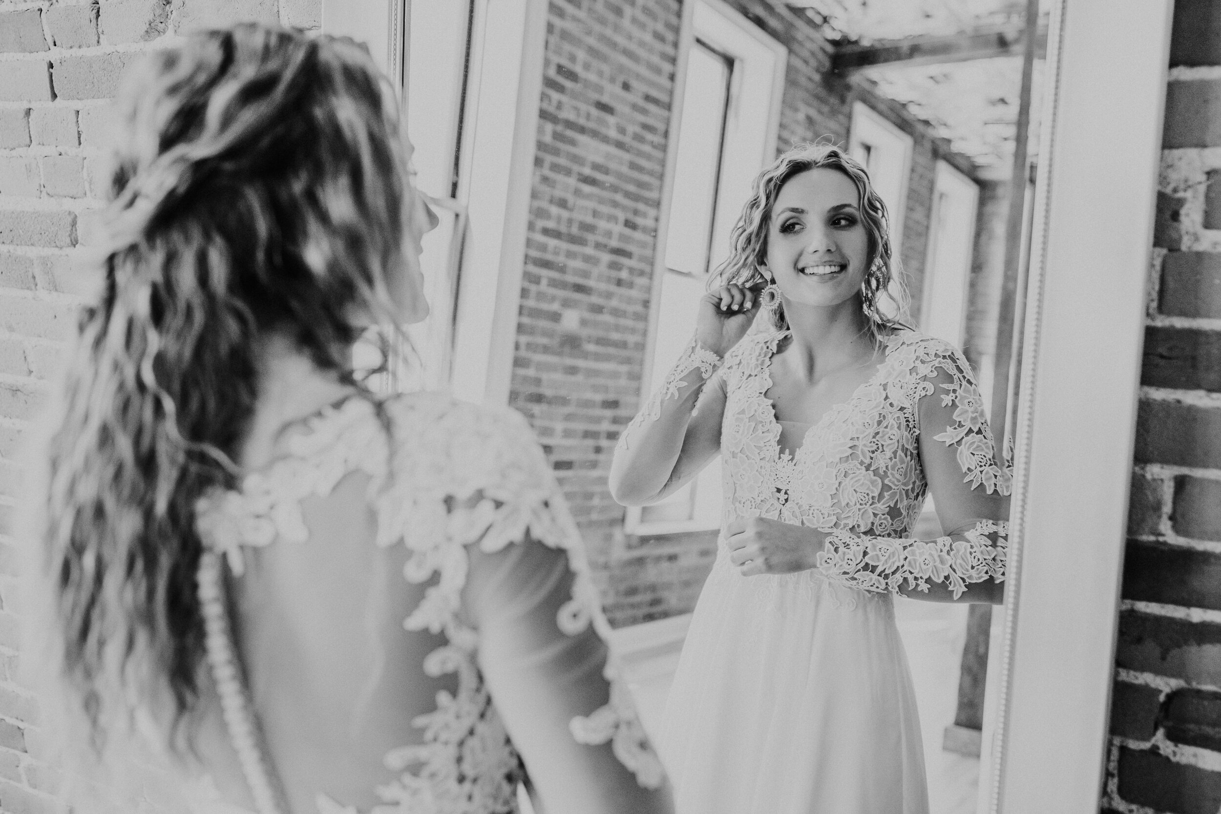 Megan & Sam - Married - Nathaniel Jensen Photography - Omaha Nebraska Wedding Photographer-26.jpg