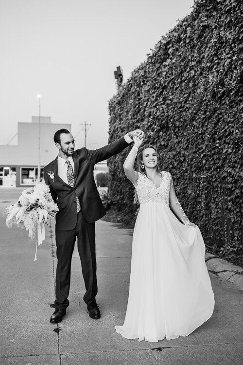 Megan & Sam - Blog Size - Nathaniel Jensen Photography - Omaha Nebraska Wedding Photographer-567.jpg