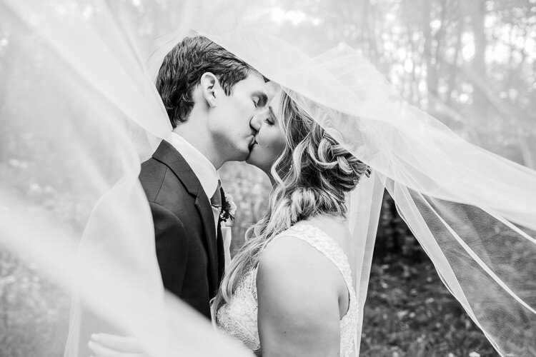 Ashton & Dan - Married - Blog Size - Nathaniel Jensen Photography - Omaha Nebraska Wedding Photographer-259.jpg