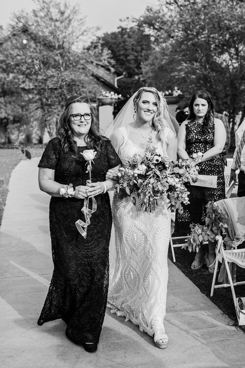 Ashton & Dan - Married - Blog Size - Nathaniel Jensen Photography - Omaha Nebraska Wedding Photographer-320.jpg