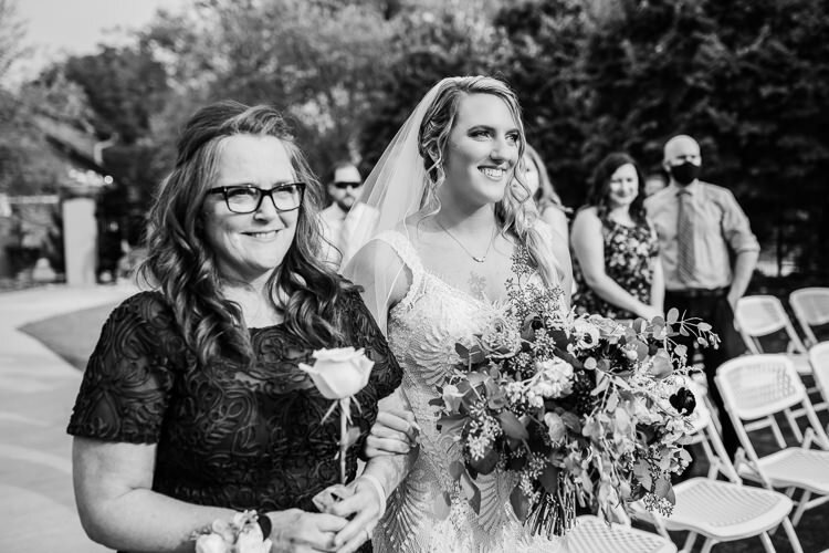 Ashton & Dan - Married - Blog Size - Nathaniel Jensen Photography - Omaha Nebraska Wedding Photographer-322.jpg