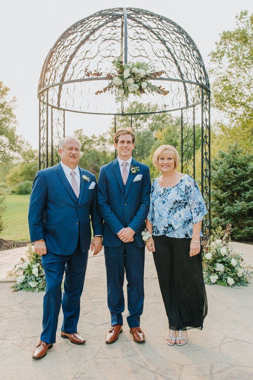 Ashton & Dan - Married - Blog Size - Nathaniel Jensen Photography - Omaha Nebraska Wedding Photographer-428.jpg