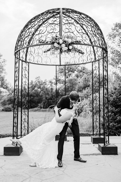 Ashton & Dan - Married - Blog Size - Nathaniel Jensen Photography - Omaha Nebraska Wedding Photographer-482.jpg