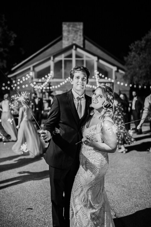Ashton & Dan - Married - Blog Size - Nathaniel Jensen Photography - Omaha Nebraska Wedding Photographer-708.jpg
