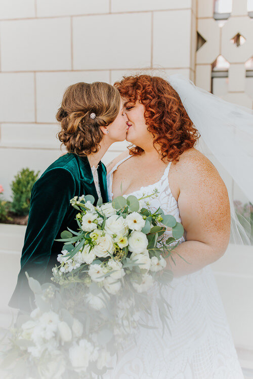 Lianna & Sarah - Married - Blog Size - Nathaniel Jensen Photography - Omaha Nebraska Wedding Photographer-252.jpg