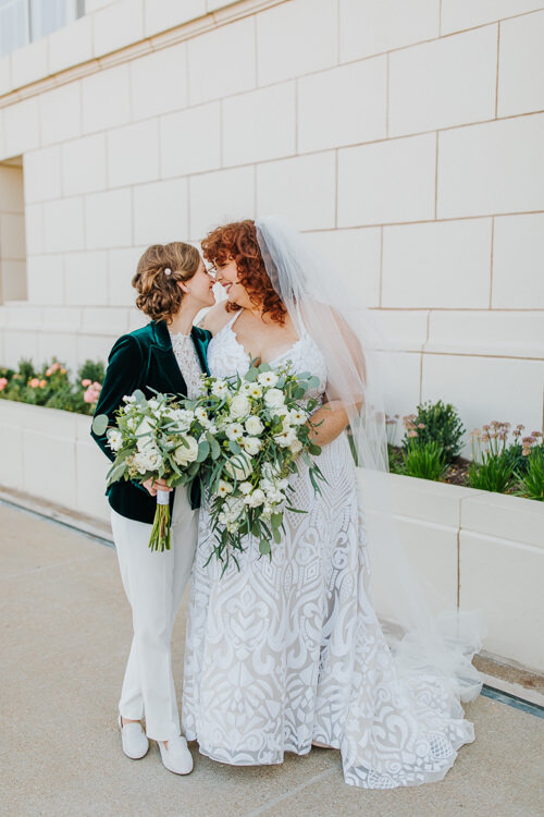 Lianna & Sarah - Married - Blog Size - Nathaniel Jensen Photography - Omaha Nebraska Wedding Photographer-267.jpg