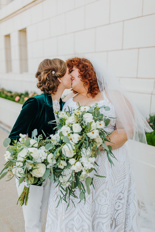 Lianna & Sarah - Married - Blog Size - Nathaniel Jensen Photography - Omaha Nebraska Wedding Photographer-271.jpg