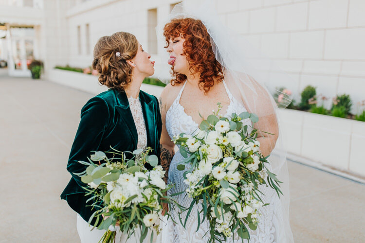 Lianna & Sarah - Married - Blog Size - Nathaniel Jensen Photography - Omaha Nebraska Wedding Photographer-289.jpg