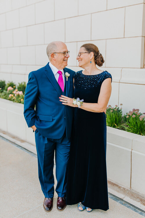 Lianna & Sarah - Married - Blog Size - Nathaniel Jensen Photography - Omaha Nebraska Wedding Photographer-294.jpg