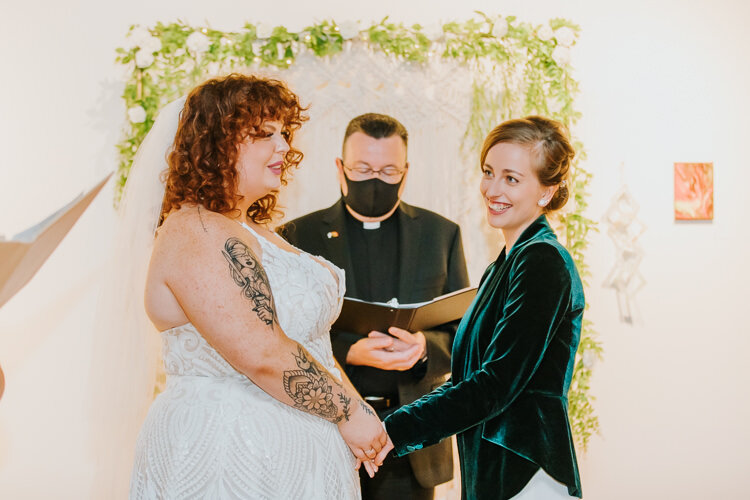 Lianna & Sarah - Married - Blog Size - Nathaniel Jensen Photography - Omaha Nebraska Wedding Photographer-346.jpg