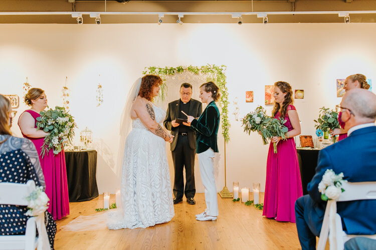 Lianna & Sarah - Married - Blog Size - Nathaniel Jensen Photography - Omaha Nebraska Wedding Photographer-370.jpg