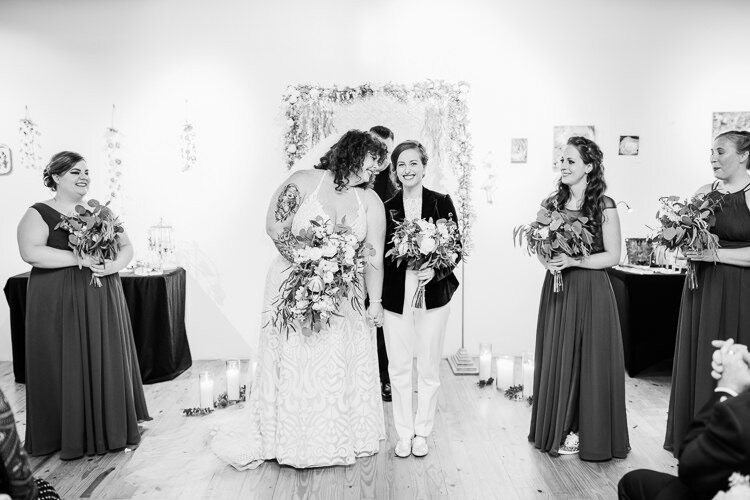 Lianna & Sarah - Married - Blog Size - Nathaniel Jensen Photography - Omaha Nebraska Wedding Photographer-389.jpg