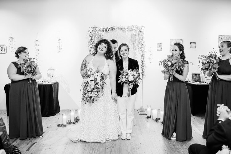 Lianna & Sarah - Married - Blog Size - Nathaniel Jensen Photography - Omaha Nebraska Wedding Photographer-391.jpg