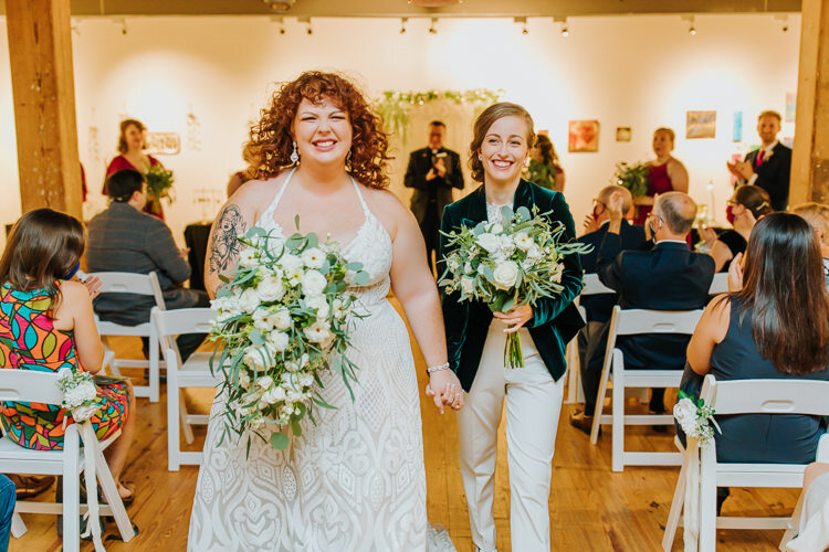 Lianna & Sarah - Married - Blog Size - Nathaniel Jensen Photography - Omaha Nebraska Wedding Photographer-394.jpg