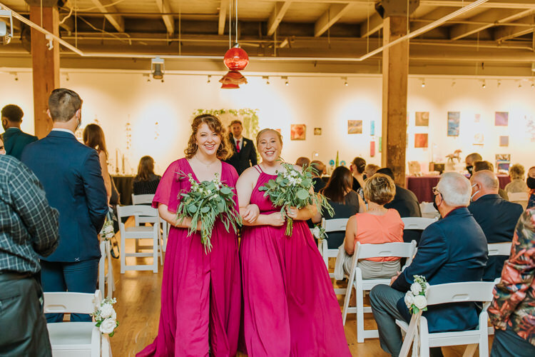 Lianna & Sarah - Married - Blog Size - Nathaniel Jensen Photography - Omaha Nebraska Wedding Photographer-397.jpg