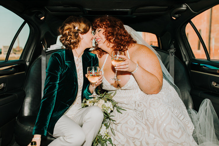 Lianna & Sarah - Married - Blog Size - Nathaniel Jensen Photography - Omaha Nebraska Wedding Photographer-428.jpg