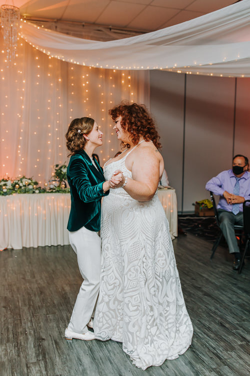 Lianna & Sarah - Married - Blog Size - Nathaniel Jensen Photography - Omaha Nebraska Wedding Photographer-505.jpg