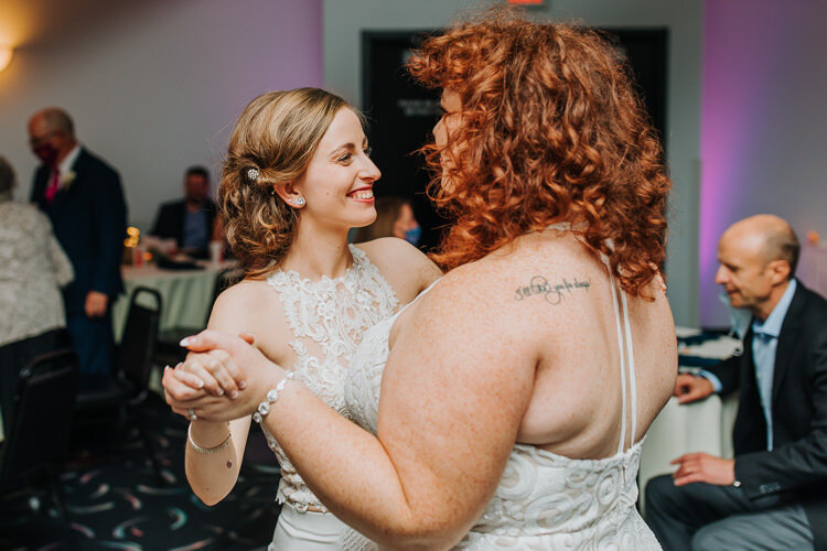 Lianna & Sarah - Married - Blog Size - Nathaniel Jensen Photography - Omaha Nebraska Wedding Photographer-526.jpg