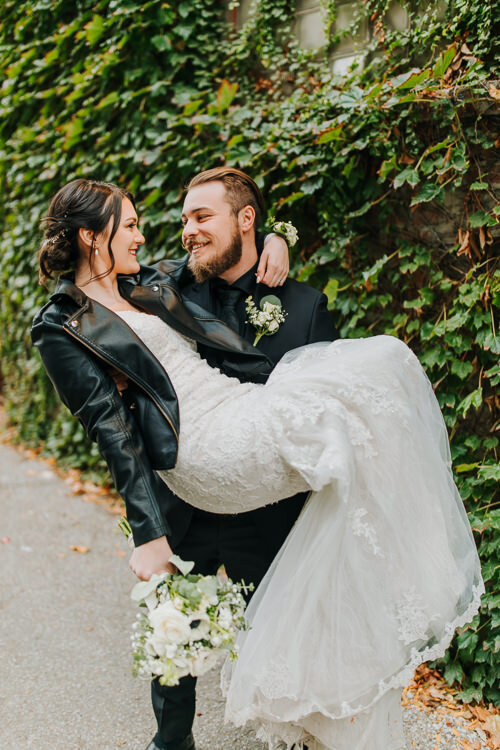 Nicole & Tyler - Married - Blog Size - Nathaniel Jensen Photography - Omaha Nebraska Wedding Photographer-216.jpg