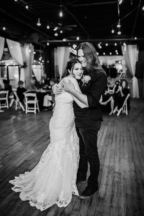 Nicole & Tyler - Married - Blog Size - Nathaniel Jensen Photography - Omaha Nebraska Wedding Photographer-360.jpg