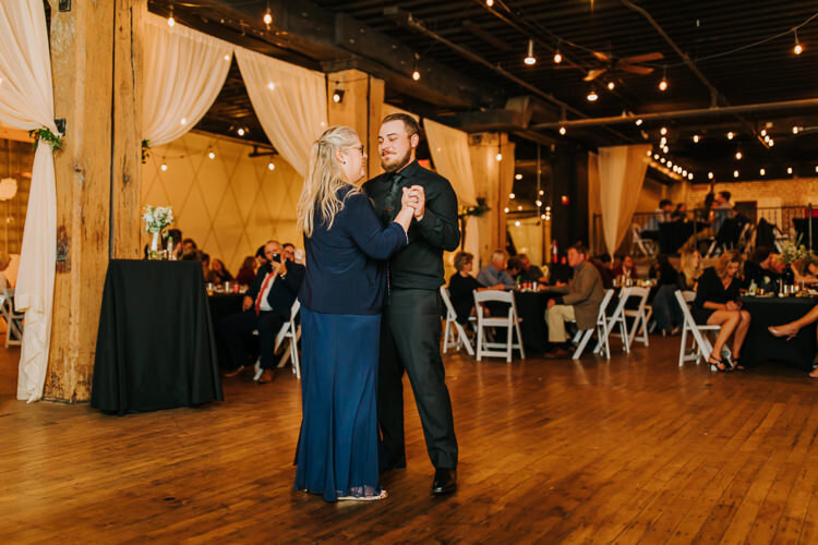 Nicole & Tyler - Married - Blog Size - Nathaniel Jensen Photography - Omaha Nebraska Wedding Photographer-365.jpg