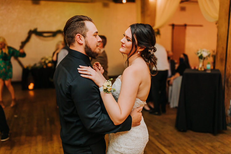 Nicole & Tyler - Married - Blog Size - Nathaniel Jensen Photography - Omaha Nebraska Wedding Photographer-391.jpg