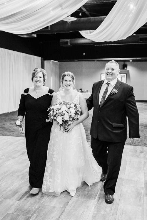 Molly & Jake - Married - Blog Size - Nathaniel Jensen Photography - Omaha Nebraska Wedding Photographer-479.jpg